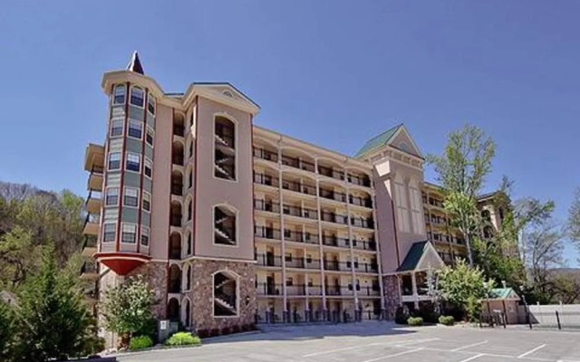 The Gatehouse 305 by RedAwning