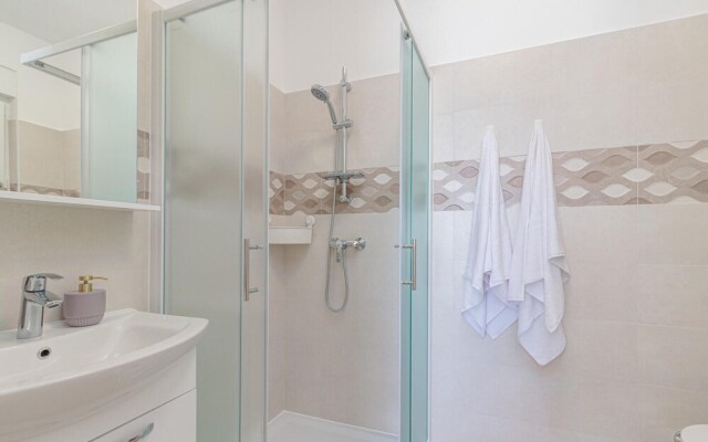 Awesome Apartment in Medulin With 3 Bedrooms and Wifi