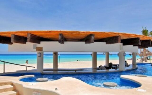 Ocean Villa All Inclusive by Omni Cancun
