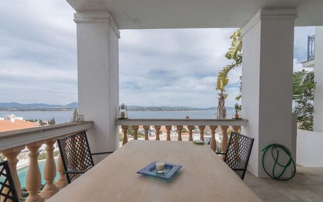 Villa Sonali with Breathtaking Views