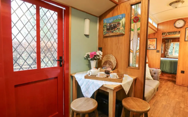 Dolly the Circus Wagon