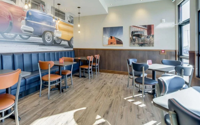 Sandman Signature Saskatoon South Hotel