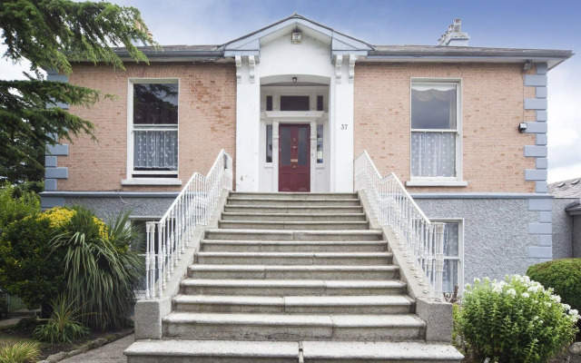 Marilyn Mansion