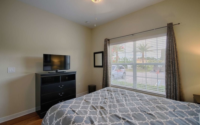Paradise Palms-ru1049