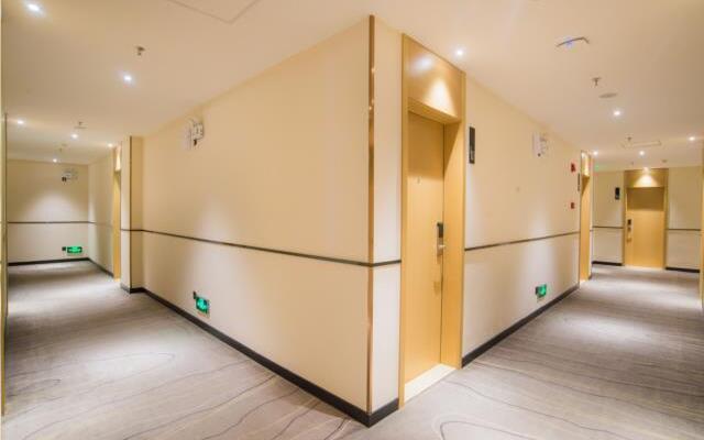 City Comfort Inn Liuzhou Baiyun Building