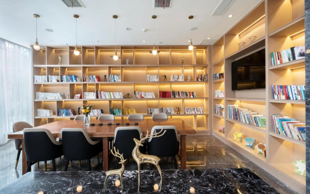 Atour Hotel Suining Chuanshan Railway Station