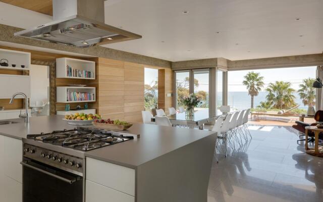 Element House - Contemporary and Upmarket Villa
