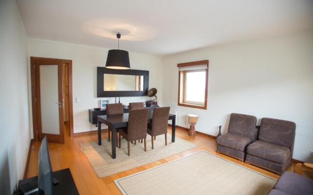 Enjoy Porto Apartment by Porto City Hosts