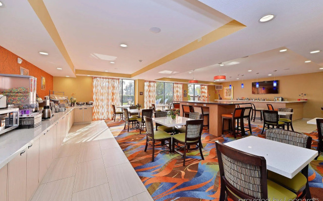 Best Western Plus Fresno Airport Hotel
