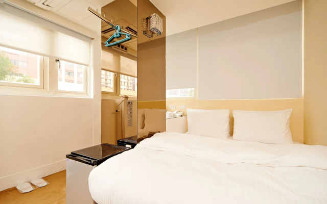 Forever Inn