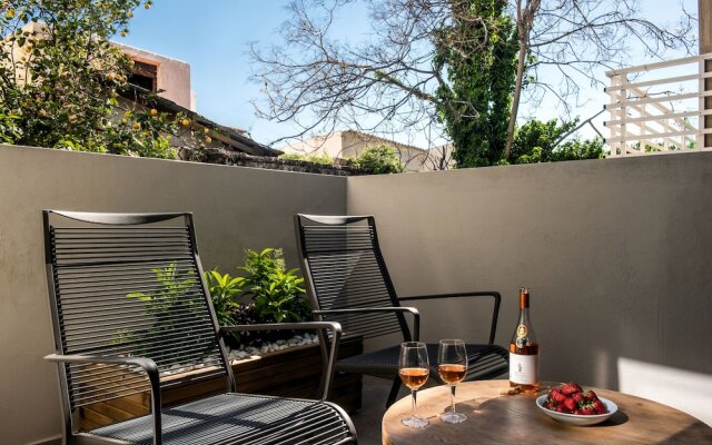 Kipos Boutique Suites