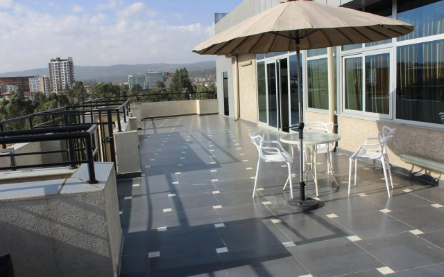 Oasis Hotel Apartment