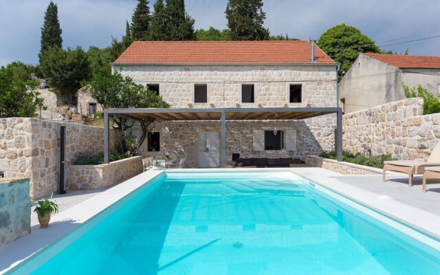 Hedera Estate, Villa Hedera Viii