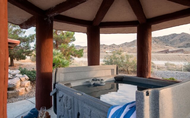 Fauna by Avantstay Desert Oasis With Hot Tub & Incredible Views!