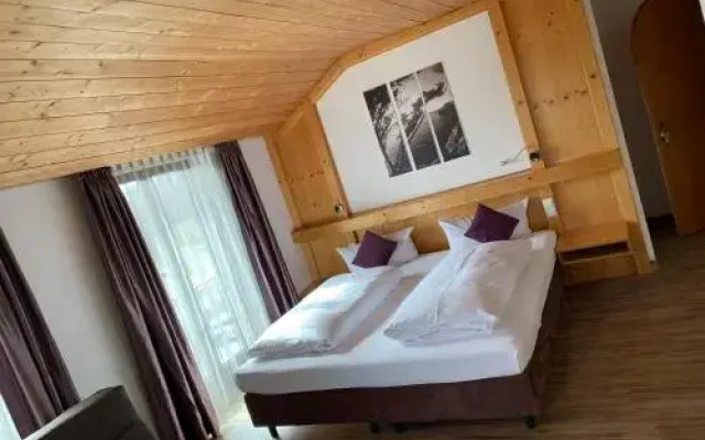 Hotel Seeluna am Klostersee