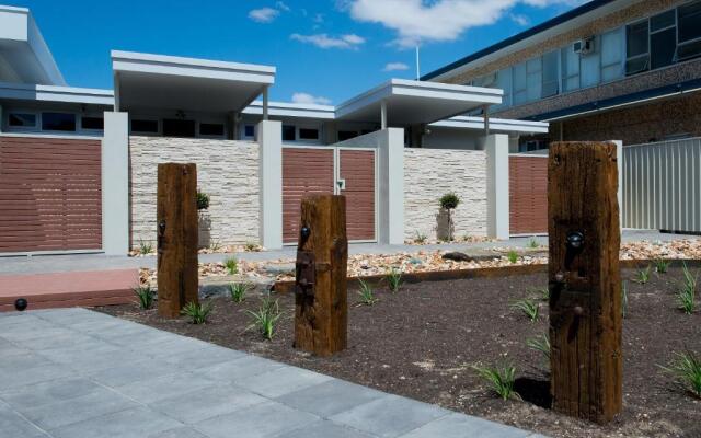 Loxton Courthouse Apartments