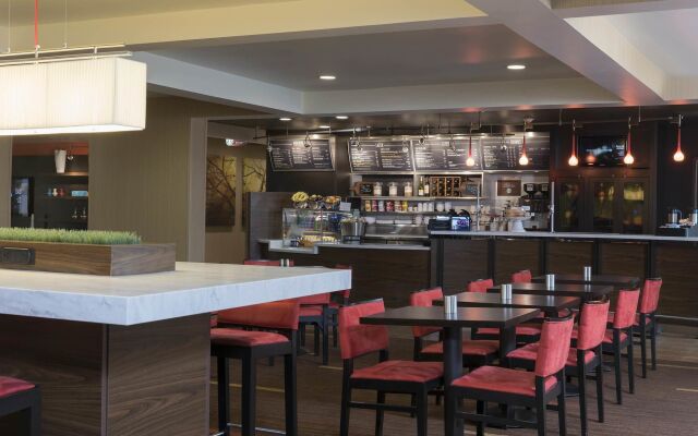 Courtyard Bowling Green Convention Center