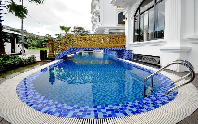 Crown Nguyen Hoang