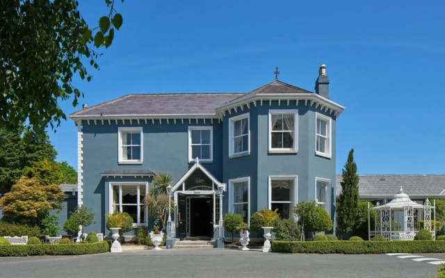 Summerhill House Hotel