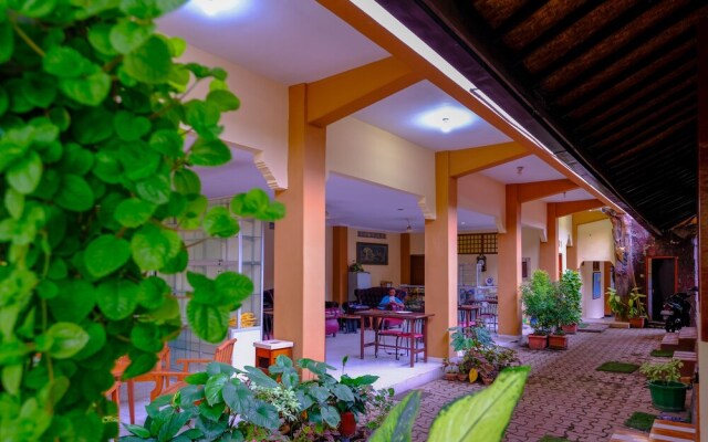 Hotel Elen by OYO Rooms