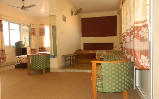 Om Tara Guest House