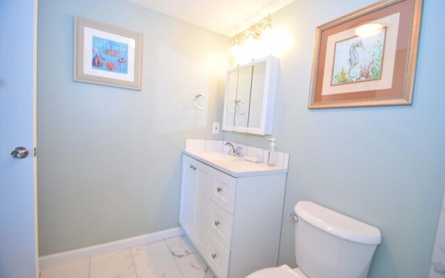 Seascape-heron Harbour 200-9 2 Bedroom Condo by RedAwning