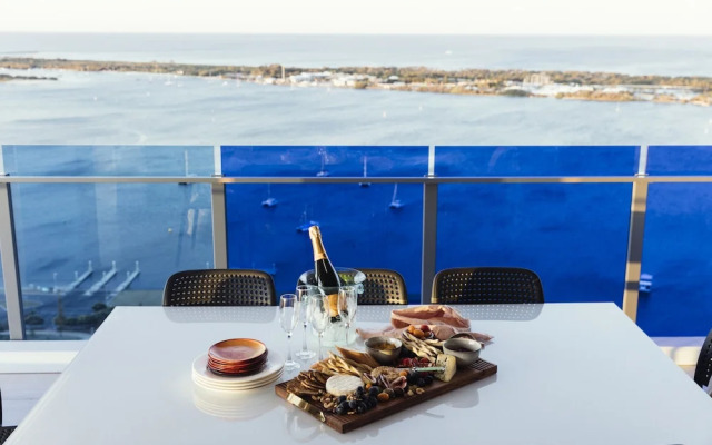 Sky Broadwater Apartments