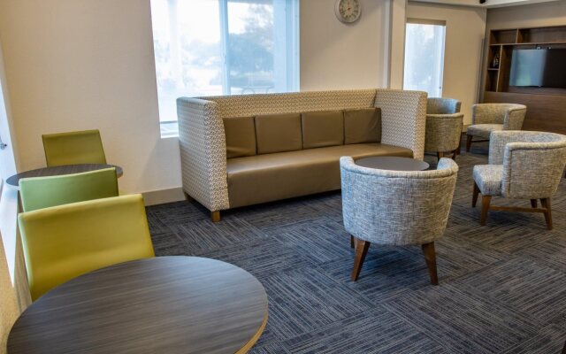 Holiday Inn Express Hotel & Suites Roseville-Galleria Area by IHG