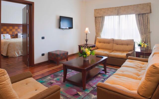 Holiday Inn Accra Airport, an IHG Hotel