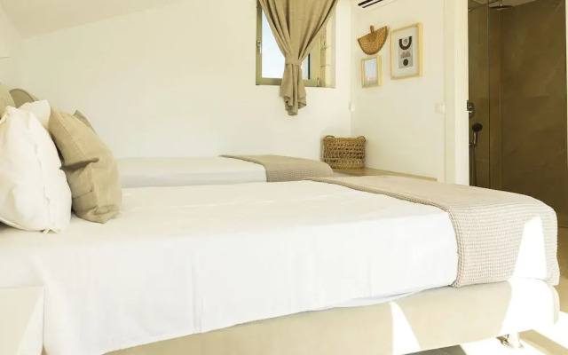 Nikiti Dream Villas