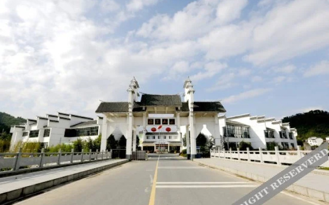 Rucheng Hot Spring Fuquan Resort