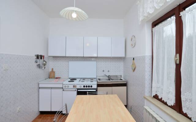Apartment Rozana