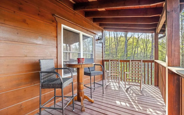 Hickory Hollow Lodge