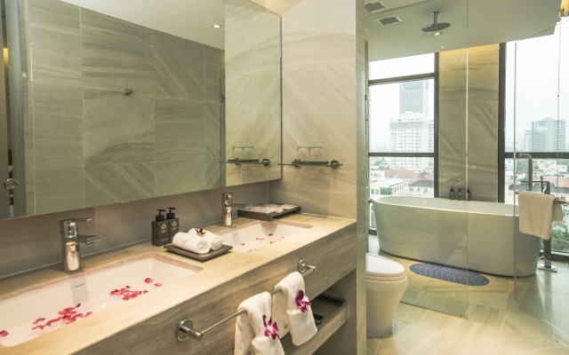 New Orient Hotel Danang