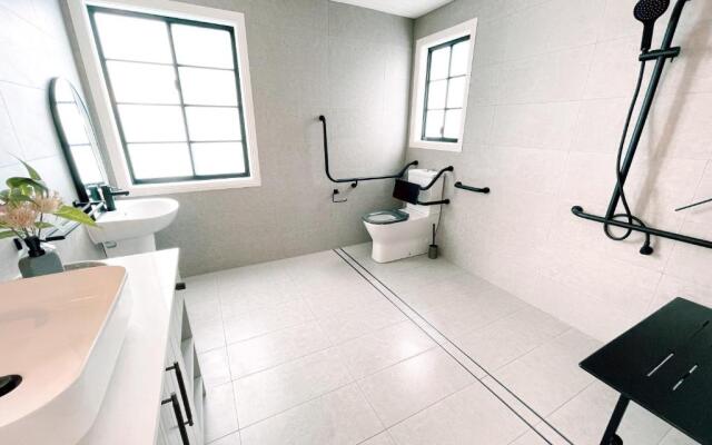 Seven Peaks Farm Stay