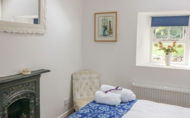 The Old White Cottage