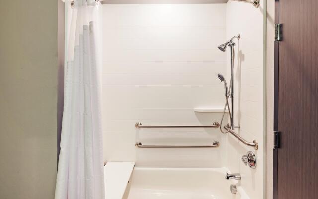 Holiday Inn Express & Suites Perryton by IHG
