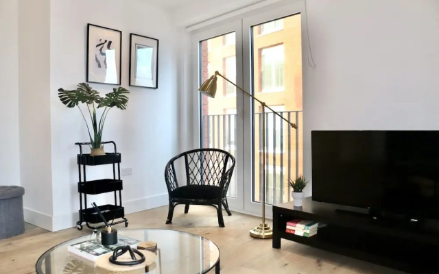 Luxury 2 Bedroom Apartment Near Central London