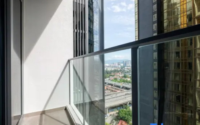 Royce Residence KLCC by Feel Home