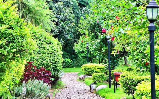 Lake Twenty Thousand Farm and Retreat