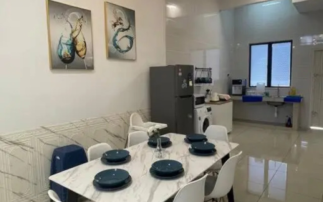 De cozy 5.0 Double storey (10-16 pax ++)