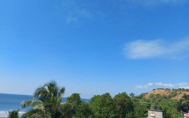 Arambol Hospitality Red Rock