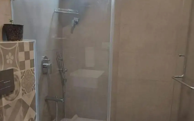 Parkwood Suites