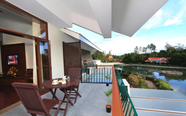 Silent Shores Resort & Spa