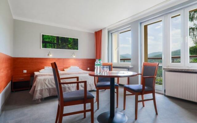 Hotel Pod Jedlami