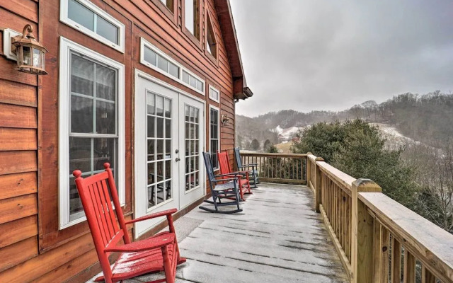 Hot Tub & Game Room: 'A Mountain Dream' in Vilas