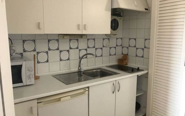 Studio in Alcúdia, With Wonderful Mountain View, Pool Access, Furnishe