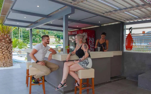 Armonia luxury hotel