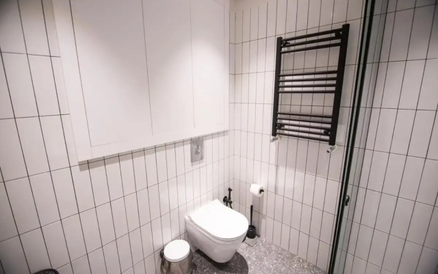 Cozy 1BR Apt Old Batumi