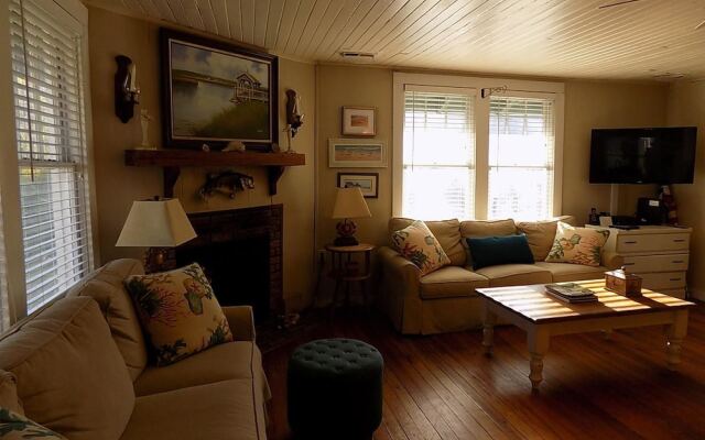 Sea Moore - 5 Br Home